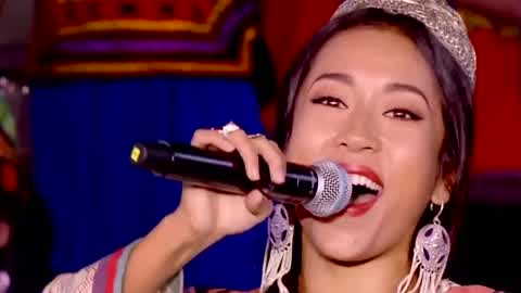 2017央视春晚_20170308期-吉克隽逸歌舞《情