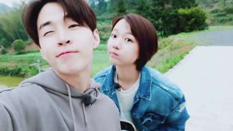 向往的生活第2季_20180525期-刘宪华王珞丹蛇