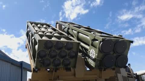 军情奇报: 越南在南沙秘密部署火箭炮